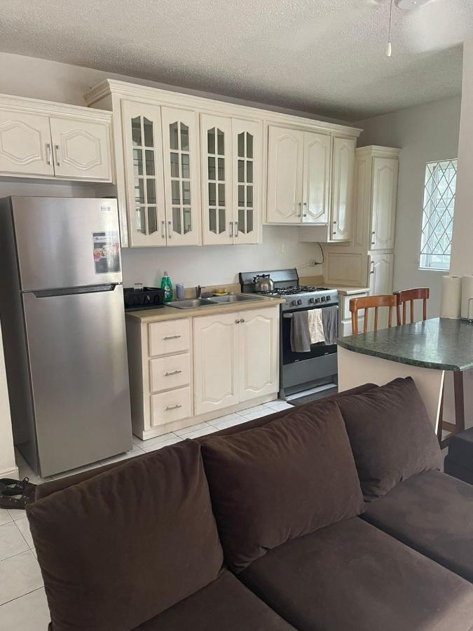 Finest Accommodation Marley Manor Apt # 513 Ground Floor 6 Marley Rd Kgn 6 Kingston Buitenkant foto