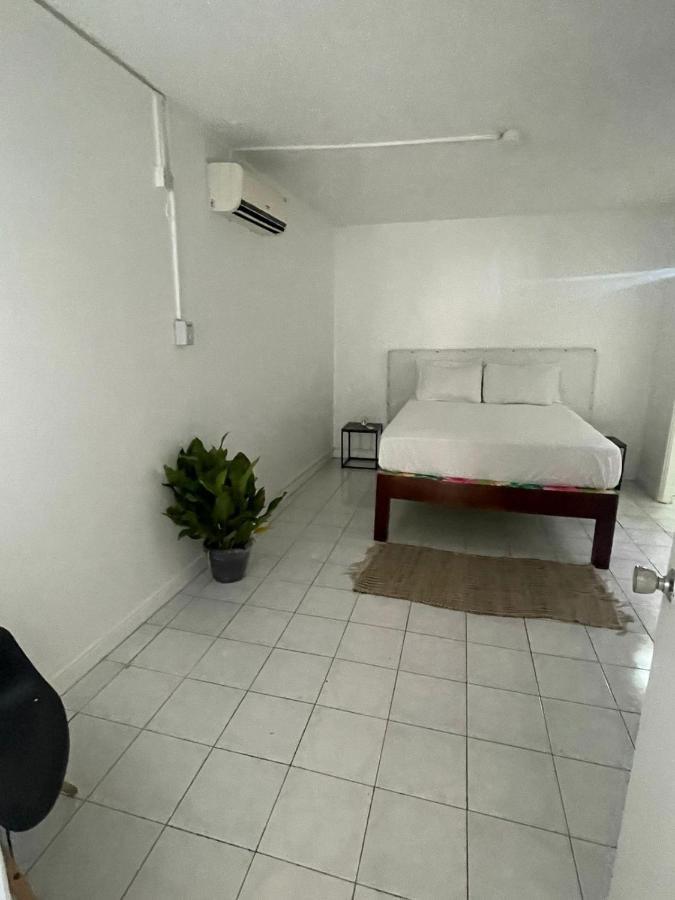 Finest Accommodation Marley Manor Apt # 513 Ground Floor 6 Marley Rd Kgn 6 Kingston Buitenkant foto